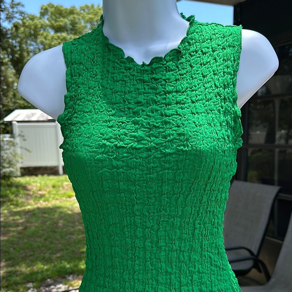 Zara Green Textured Sleeveless Dress